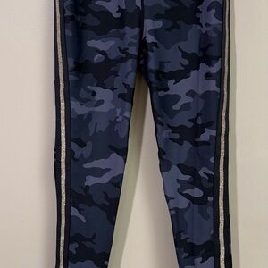 Avia Sparkly Gold Stripe Black Gray Camo Leggings NWOT M